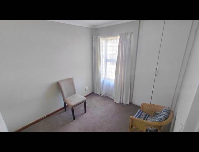 3 BEDROOM TOWNHOUSE FOR SALE IN WINCHESTER HILLS